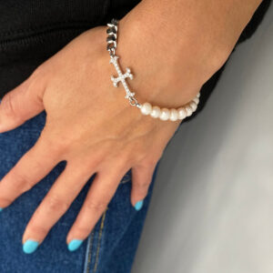 THE ADAMAS PEARL CHAIN BRACELET